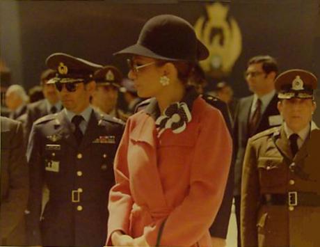 pictory: Shahbanou Farah and Officers of the Imperial Iranian Airforce (1976)