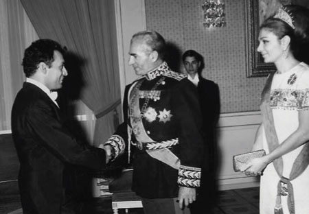pictory: Conductor Zubin Mehta greeted by Shah and Shahbanou of Iran (1967)