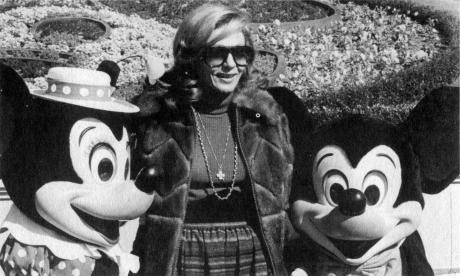ROYALTY: Farah with Mickey & Minnie Mouse at Persian Resort (Florida 1978)