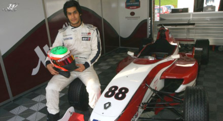 Kourosh Khani, Croft, BARC Formula Renault video