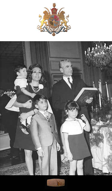 ROYALTY: Royal Family Gathering Around HaftSeen (1960's)