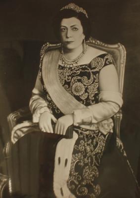 ROYALTY: Queen Mum, Taj-Ol-Moluk (1896-1982)